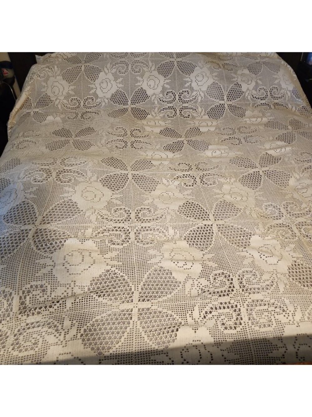 Vintage Hand-Crocheted Oversized King Bedspread Filet Lace Floral Pattern 96x96"